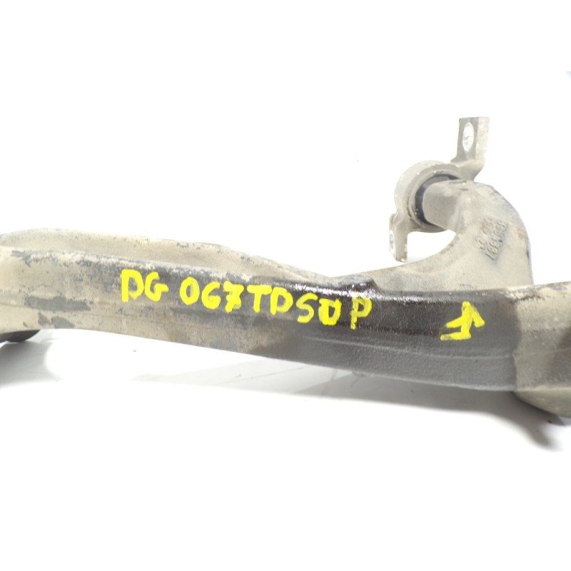 Recambio de brazo suspension superior trasero derecho para volvo xc90 2.4 diesel cat referencia OEM IAM 31201388  