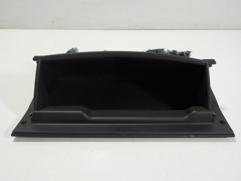 Recambio de guantera para toyota verso 1.6 16v cat referencia OEM IAM 555500F050B0 555510F020 