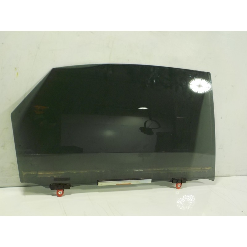 Recambio de cristal puerta trasero derecho para lexus nx 300h 2wd referencia OEM IAM 6810378020  