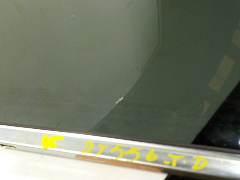 Recambio de cristal puerta trasero derecho para lexus nx 300h 2wd referencia OEM IAM 6810378020  