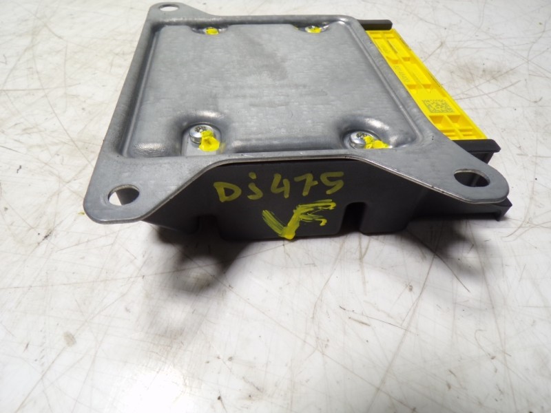 Recambio de centralita airbag para suzuki vitara 1.4 16v boosterjet cat referencia OEM IAM  3891086R00 