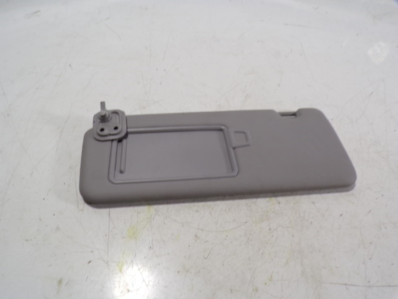 Recambio de parasol izquierdo para hyundai tucson essence bluedrive 2wd referencia OEM IAM 85201D3000TTX  