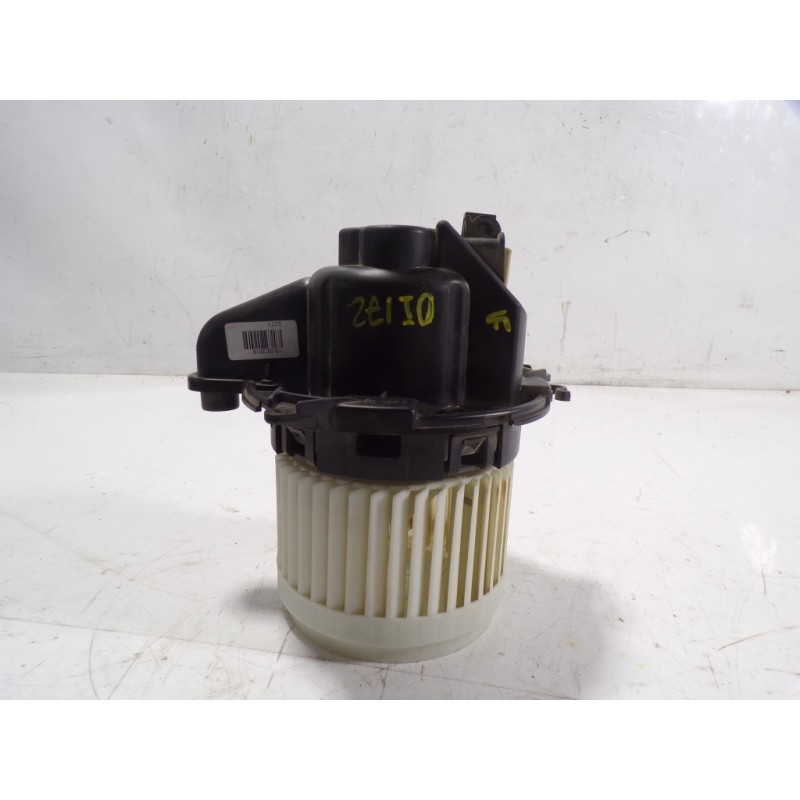 Recambio de motor calefaccion para dacia sandero 1.0 12v cat referencia OEM IAM   