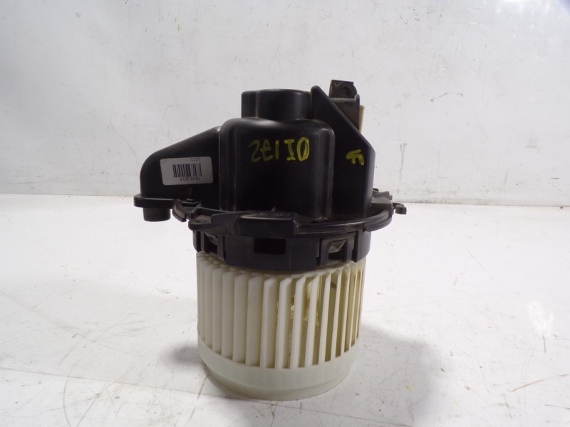 Recambio de motor calefaccion para dacia sandero 1.0 12v cat referencia OEM IAM   