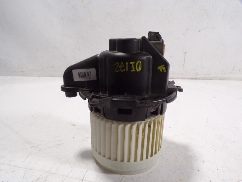 Recambio de motor calefaccion para dacia sandero 1.0 12v cat referencia OEM IAM   