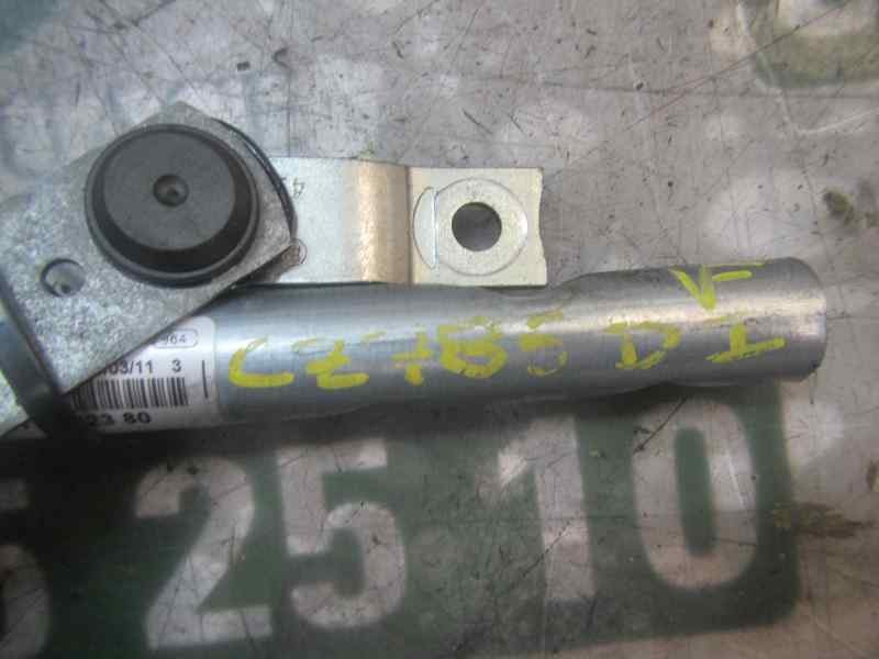 Recambio de articulacion limpia delantero para peugeot 3008 1.6 16v referencia OEM IAM 6405PZ  