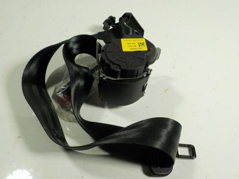 Recambio de cinturon seguridad trasero central para volkswagen t-roc advance style referencia OEM IAM  34213026A 