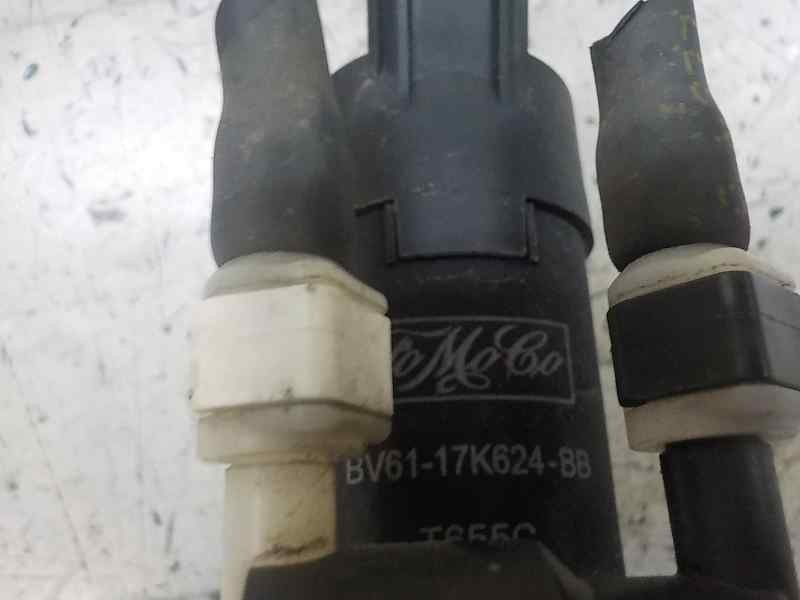 Recambio de bomba limpia para ford focus lim. (cb8) 1.6 tdci cat referencia OEM IAM 2205506 BV6117K624BB 