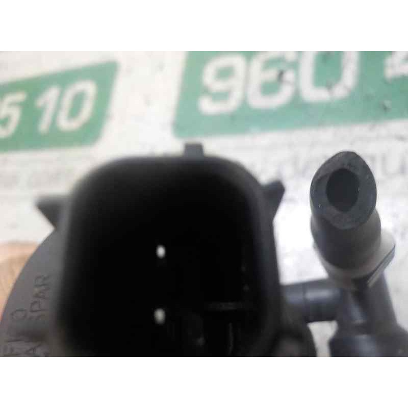 Recambio de bomba limpia para ford focus lim. (cb8) 1.6 tdci cat referencia OEM IAM 2205506 BV6117K624BB 