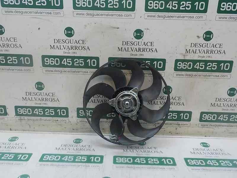 Recambio de electroventilador para ford focus lim. (cb8) 1.6 tdci cat referencia OEM IAM 2269553  