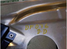 Recambio de elevalunas delantero derecho para mercedes-benz clase c (w204) berlina 2.1 cdi cat referencia OEM IAM A2047200679 A2 2