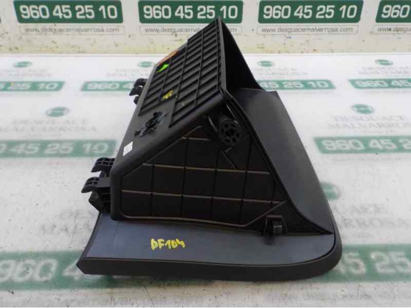 Recambio de guantera para hyundai i20 1.2 cat referencia OEM IAM 84510C8000TRY  