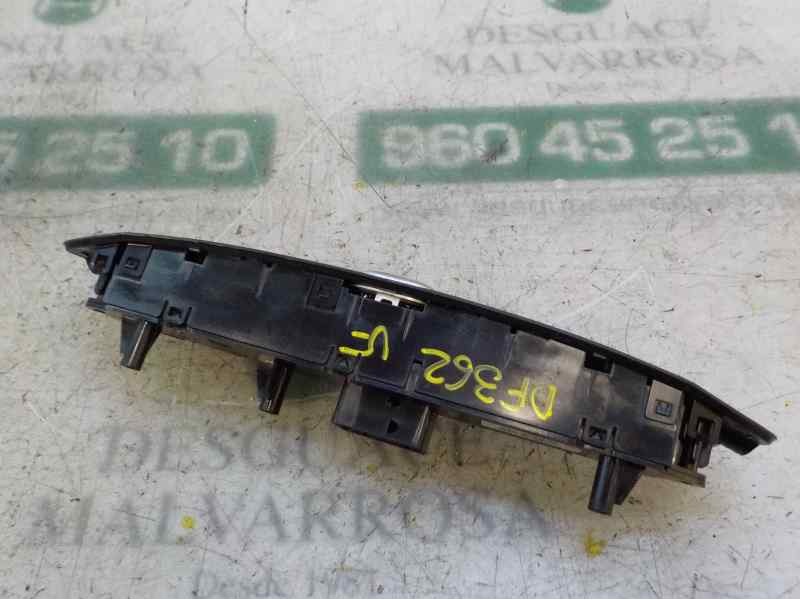 Recambio de warning para fiat punto (199) 1.2 cat referencia OEM IAM 735512250 735512249 