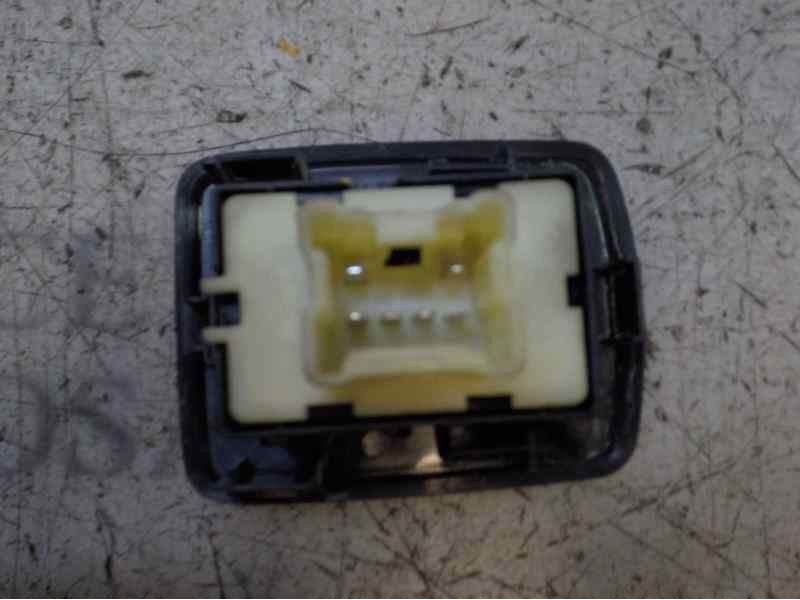 Recambio de mando elevalunas trasero derecho para renault kangoo 1.5 dci diesel fap referencia OEM IAM   