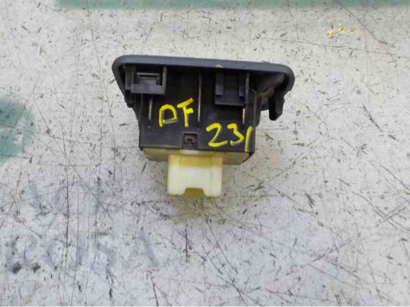 Recambio de mando elevalunas trasero izquierdo para renault kangoo 1.5 dci diesel fap referencia OEM IAM   