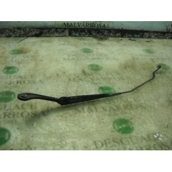 BRAZO LIMPIA DELANTERO DERECHO 