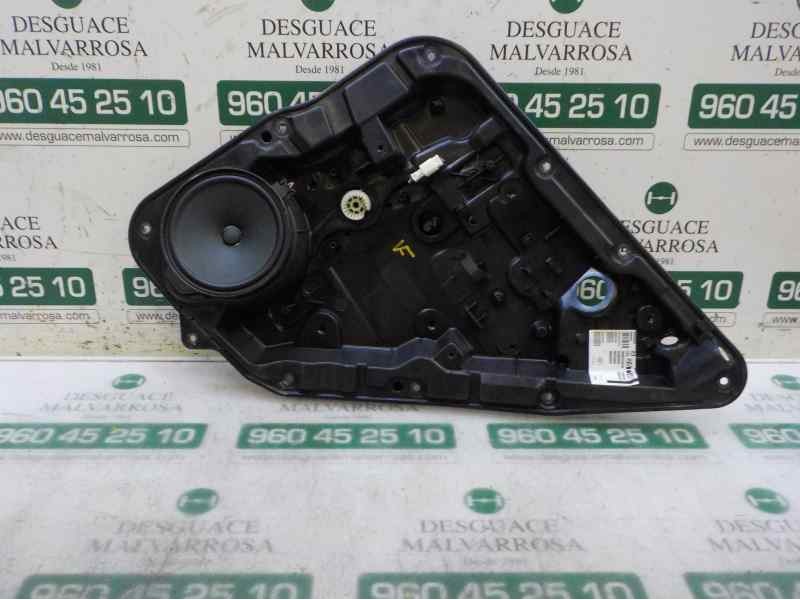 Recambio de elevalunas trasero derecho para mercedes-benz clase a (w176) 2.1 cdi cat referencia OEM IAM A1767304400  