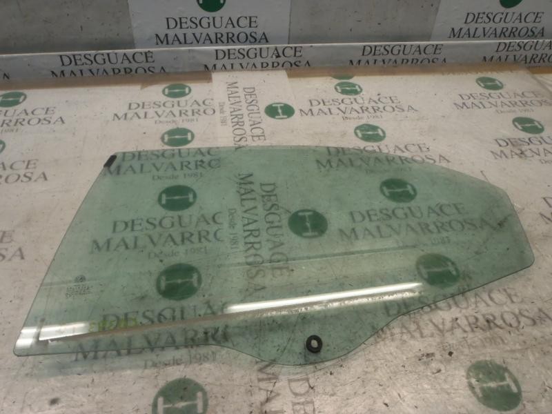 Recambio de cristal puerta trasero izquierdo para alfa romeo 166 2.4 jtd 20v distinctive referencia OEM IAM 60621437  