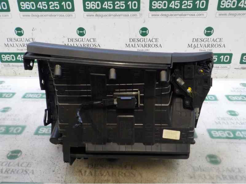 Recambio de guantera para kia cee´d 1.4 cat referencia OEM IAM 84510A2100WK  