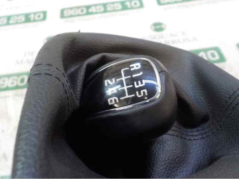 Recambio de palanca cambio para kia cee´d 1.4 cat referencia OEM IAM 43700A2300WK 43700A2300 