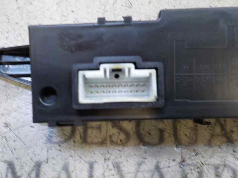 Recambio de pantalla multifuncion para kia cee´d 1.4 cat referencia OEM IAM  94510A2000WK 