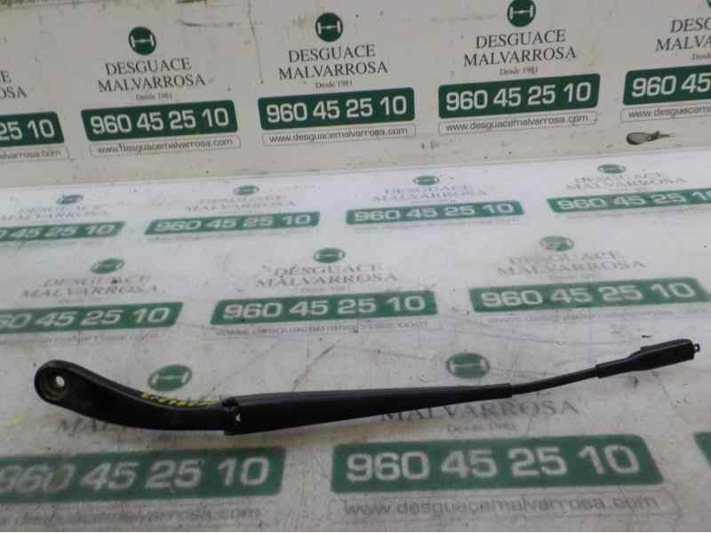 Recambio de brazo limpia delantero izquierdo para mercedes-benz clase a (w176) 2.1 cdi cat referencia OEM IAM A1768203400  