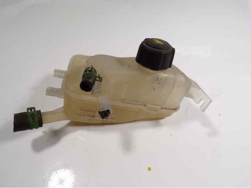 Recambio de deposito expansion para renault megane iii berlina 5 p 1.6 16v cat referencia OEM IAM 217100005R  
