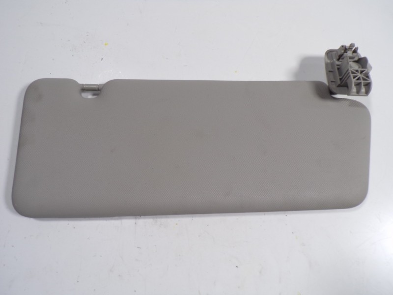 Recambio de parasol izquierdo para renault megane iii berlina 5 p 1.2 16v referencia OEM IAM   