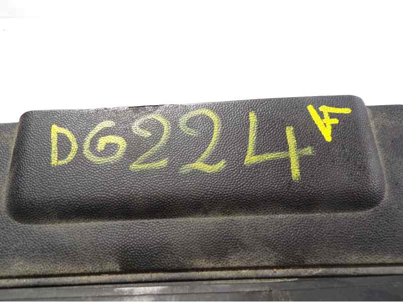 Recambio de filtro aire para renault kangoo 1.5 dci diesel fap referencia OEM IAM   