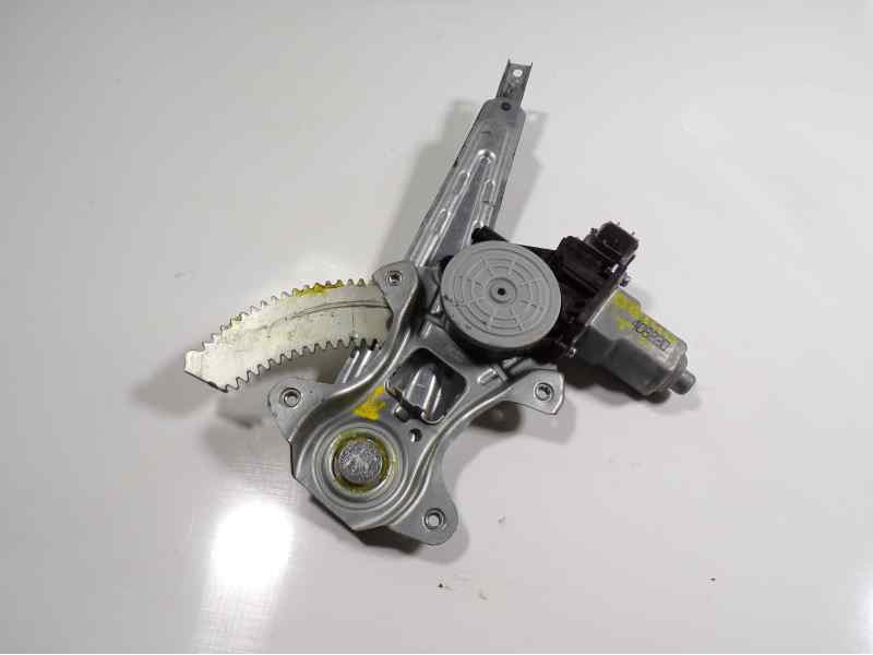 Recambio de elevalunas trasero izquierdo para nissan juke (f15) 1.5 turbodiesel cat referencia OEM IAM 827211U600 82730CV01B 