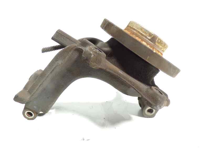 Recambio de mangueta delantera izquierda para peugeot 208 1.4 hdi fap referencia OEM IAM   