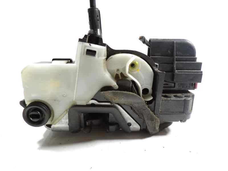 Recambio de cerradura puerta trasera derecha para opel astra j lim. 1.6 cdti dpf referencia OEM IAM 13503808  