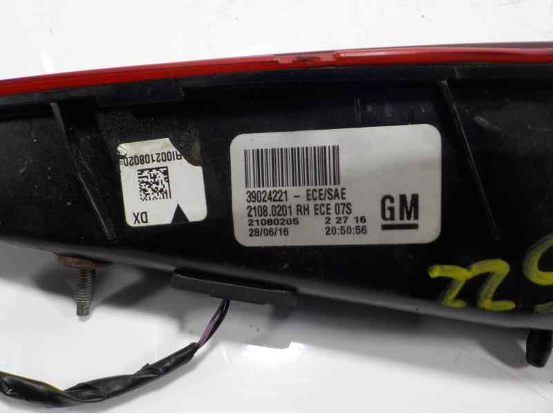 Recambio de piloto trasero derecho interior para opel insignia berlina 1.6 cdti dpf referencia OEM IAM   