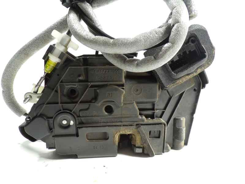 Recambio de cerradura puerta delantera derecha para volkswagen polo (6r1) 1.2 12v referencia OEM IAM 5K1837016H 6R0837350 