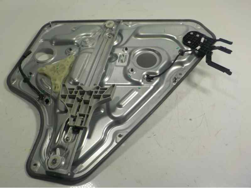 Recambio de elevalunas trasero izquierdo para hyundai ix20 1.6 cat referencia OEM IAM 834711K010 834701K010 