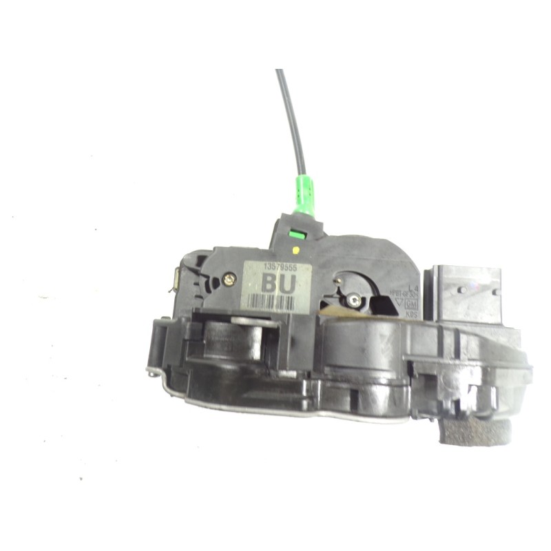 Recambio de cerradura puerta trasera izquierda para opel insignia berlina 2.0 16v cdti referencia OEM IAM 133690 13579555 