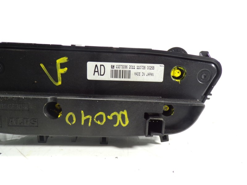 Recambio de mando climatizador para opel insignia berlina 2.0 16v cdti referencia OEM IAM 1822672 13273096 