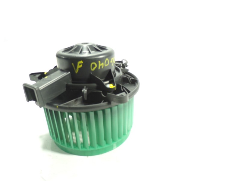 Recambio de motor calefaccion para opel insignia berlina 2.0 16v cdti referencia OEM IAM 1845374 52426733 