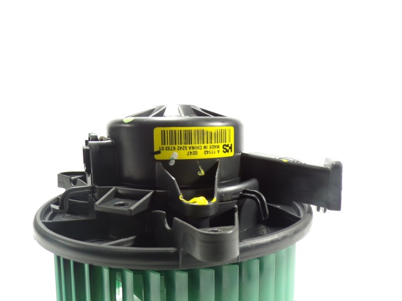 Recambio de motor calefaccion para opel insignia berlina 2.0 16v cdti referencia OEM IAM 1845374 52426733 