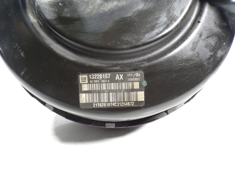 Recambio de servofreno para opel insignia berlina 2.0 16v cdti referencia OEM IAM 5544067 13228187 360573521