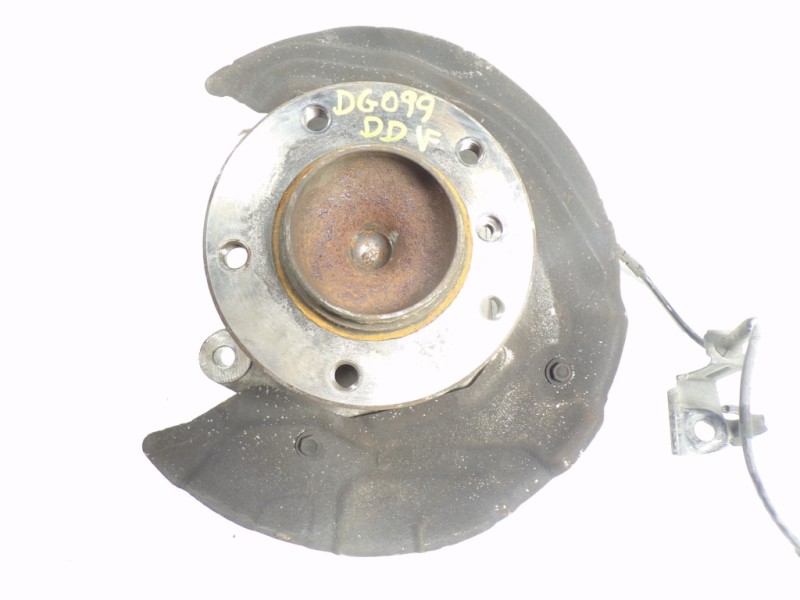 Recambio de mangueta delantera derecha para bmw serie 3 berlina (e90) 316d referencia OEM IAM 31216793924  