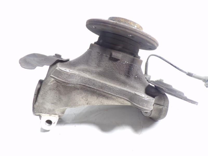 Recambio de mangueta delantera derecha para bmw serie 3 berlina (e90) 316d referencia OEM IAM 31216793924  