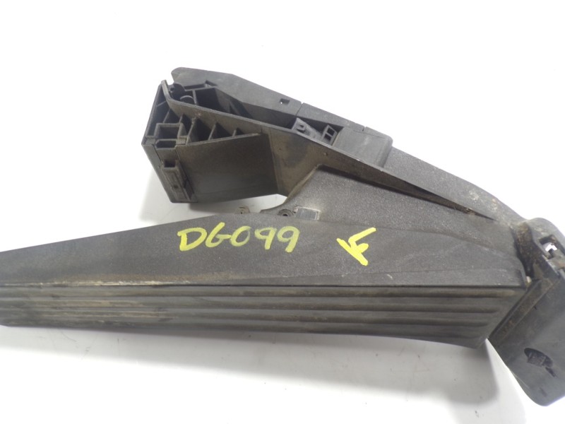 Recambio de potenciometro pedal para bmw serie 3 berlina (e90) 316d referencia OEM IAM 35426860000  