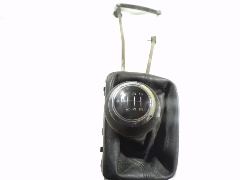 Recambio de palanca cambio para audi a5 sportback (8t) 2.0 16v tdi referencia OEM IAM 8K0711055F 8K0711025K 