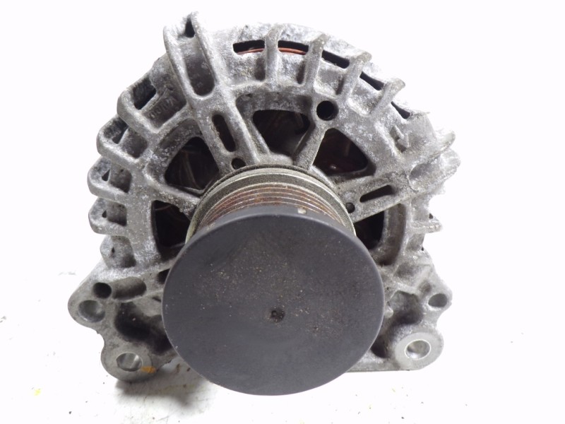 Recambio de alternador para skoda octavia combi (5e5) l&k referencia OEM IAM 03L903023J 03L903023J 