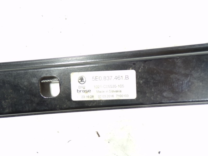 Recambio de elevalunas delantero izquierdo para skoda octavia combi (5e5) l&k referencia OEM IAM 5E0837461B 5E0837461B 