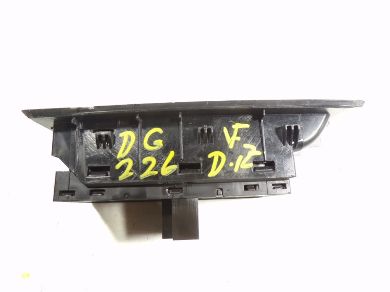 Recambio de mando elevalunas delantero izquierdo para skoda octavia combi (5e5) l&k referencia OEM IAM 5E0959857AWHS 5E0959857A 