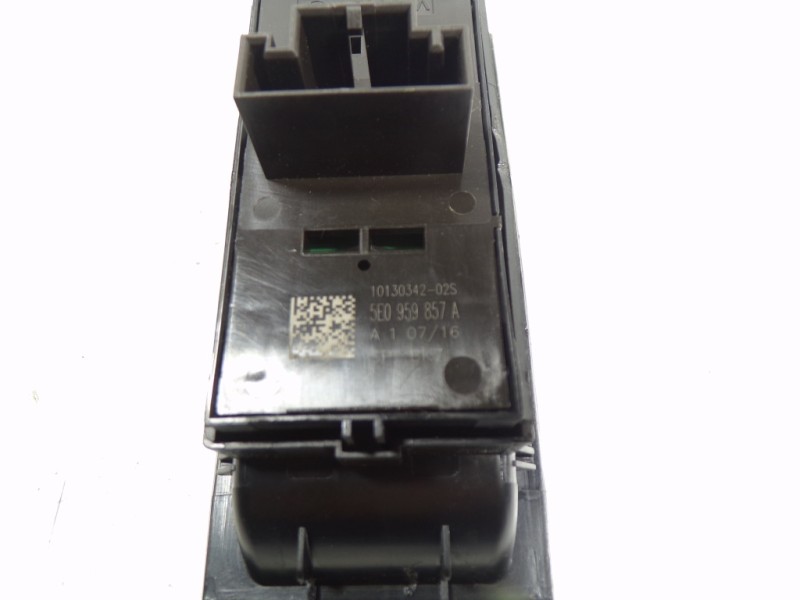 Recambio de mando elevalunas delantero izquierdo para skoda octavia combi (5e5) l&k referencia OEM IAM 5E0959857AWHS 5E0959857A 