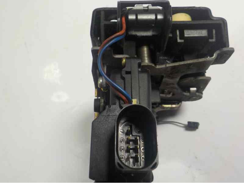 Recambio de cerradura puerta trasera derecha para audi a2 (8z) 1.4 16v referencia OEM IAM   