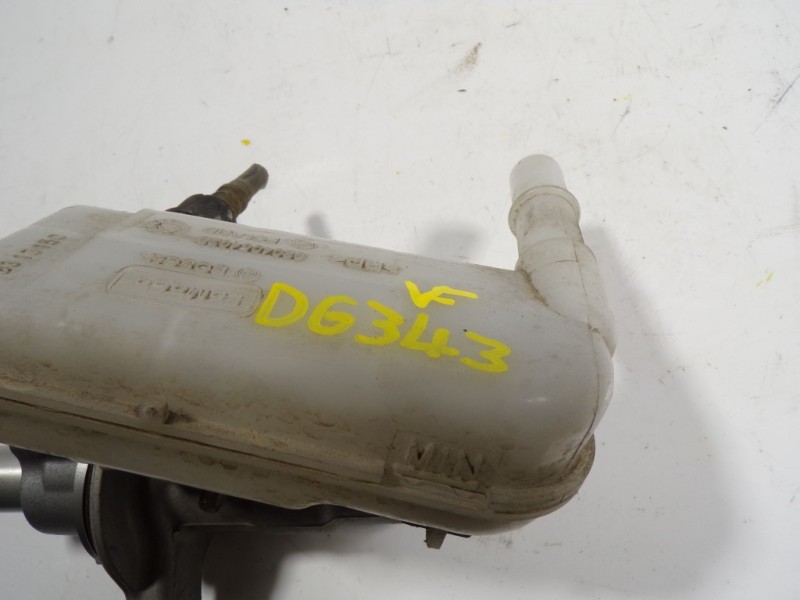 Recambio de bomba freno para ford fiesta (ccn) 1.0 ecoboost cat referencia OEM IAM 1751664  